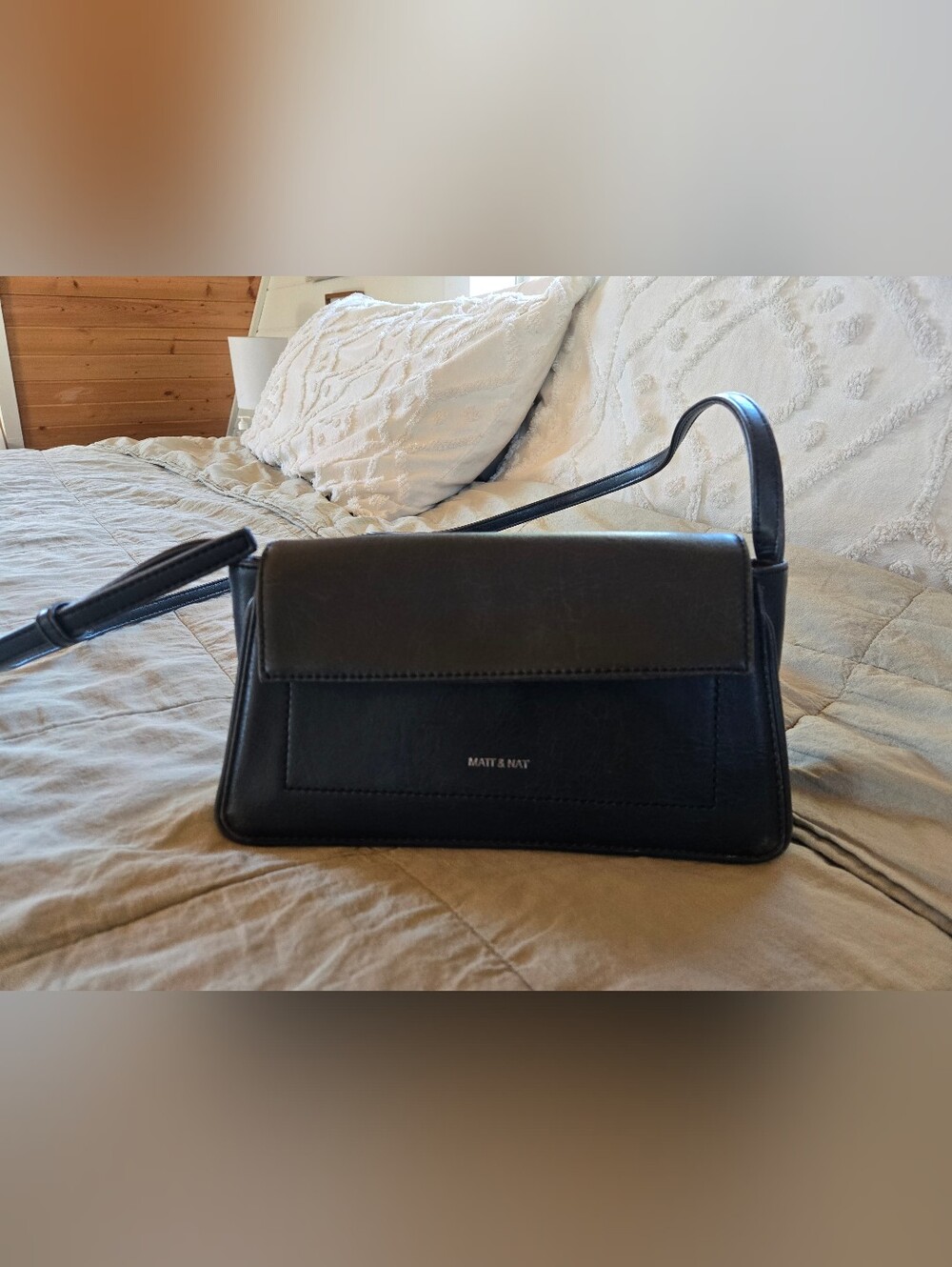 Matt & Nat Black Crossbody Purse